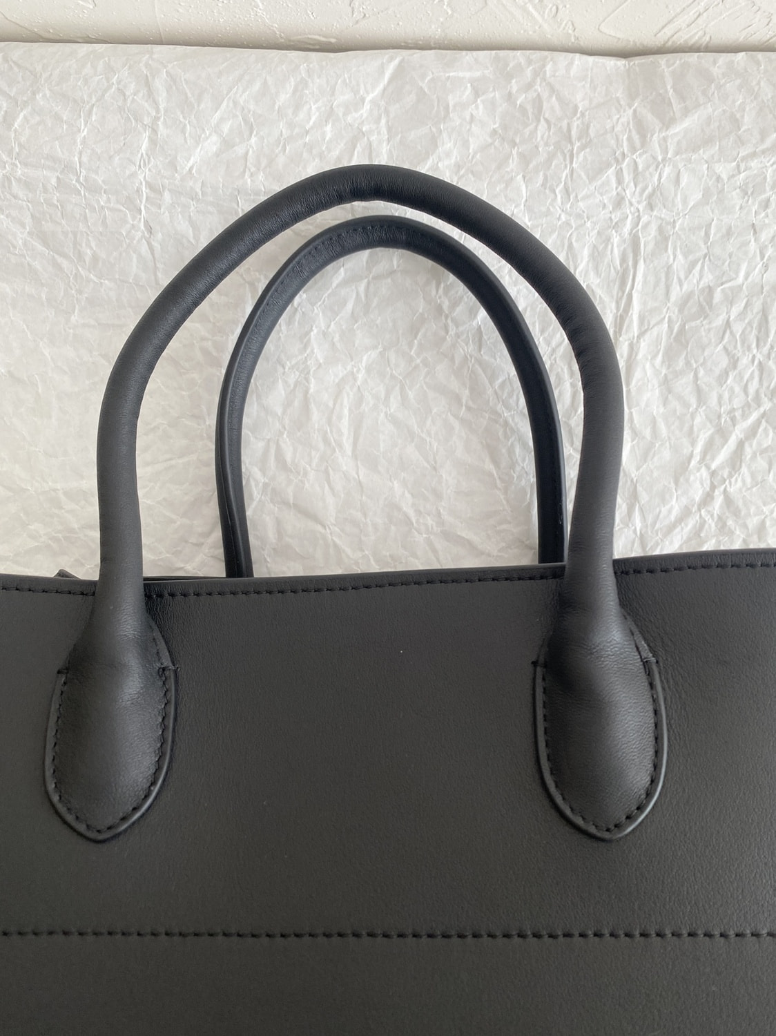   The ROW tote Margaux 15 (,  5)