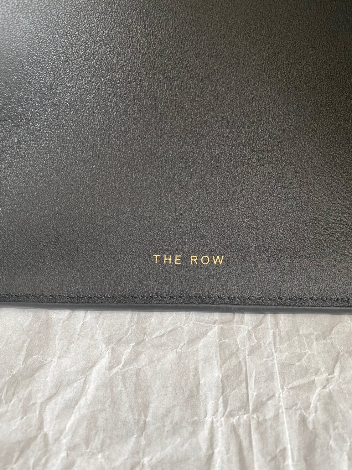   The ROW tote Margaux 15 (,  8)