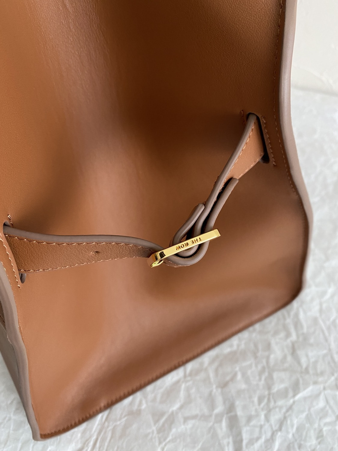   The ROW tote Margaux 15 (,  5)