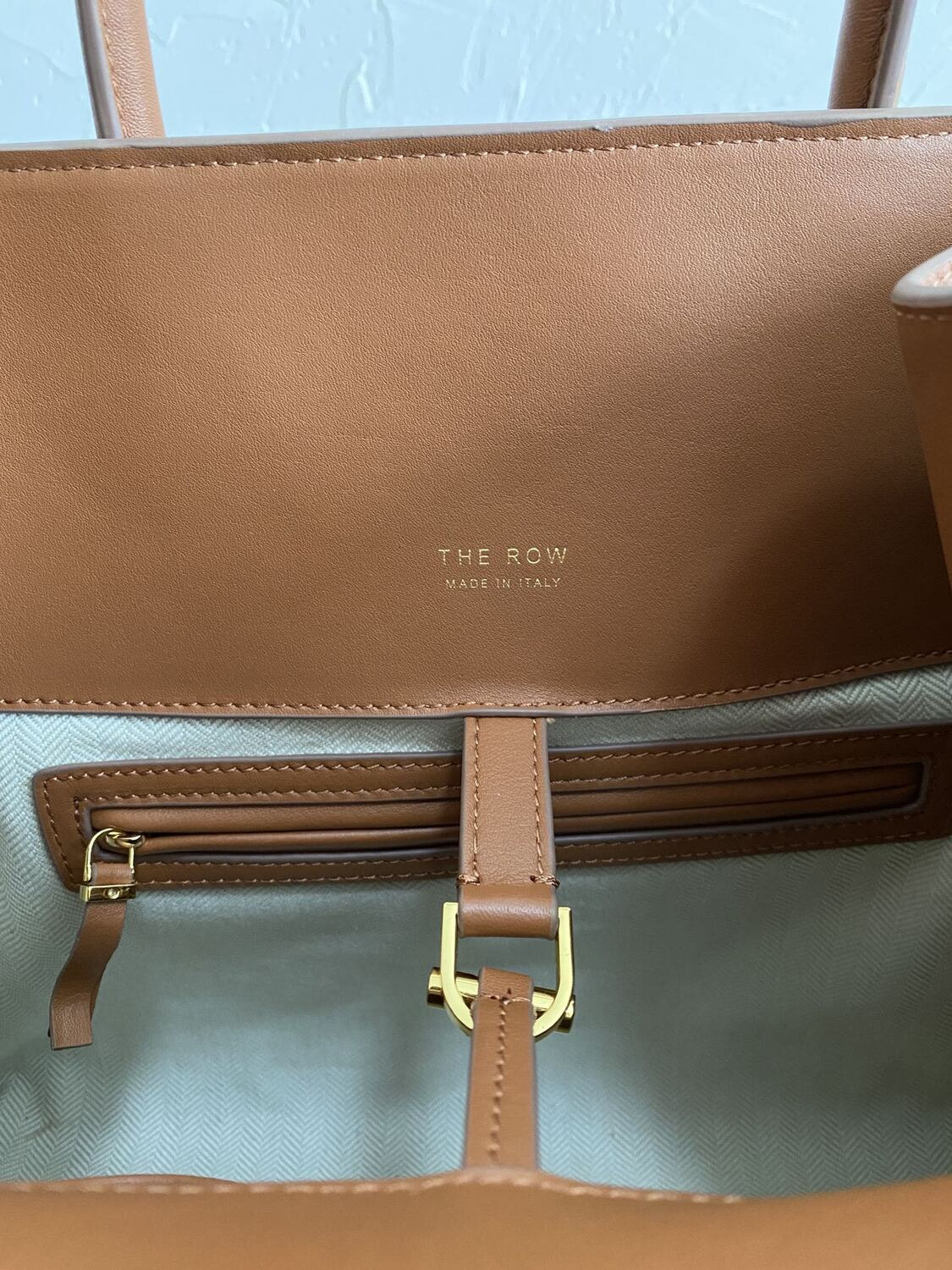   The ROW tote Margaux 15 (,  7)