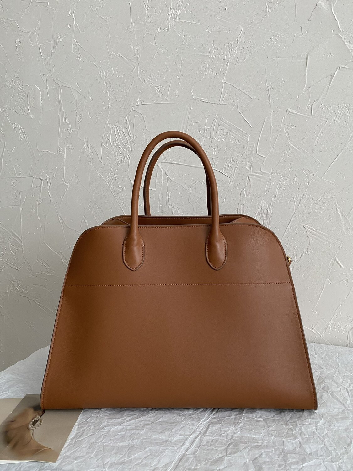   The ROW tote Margaux 15 (,  9)