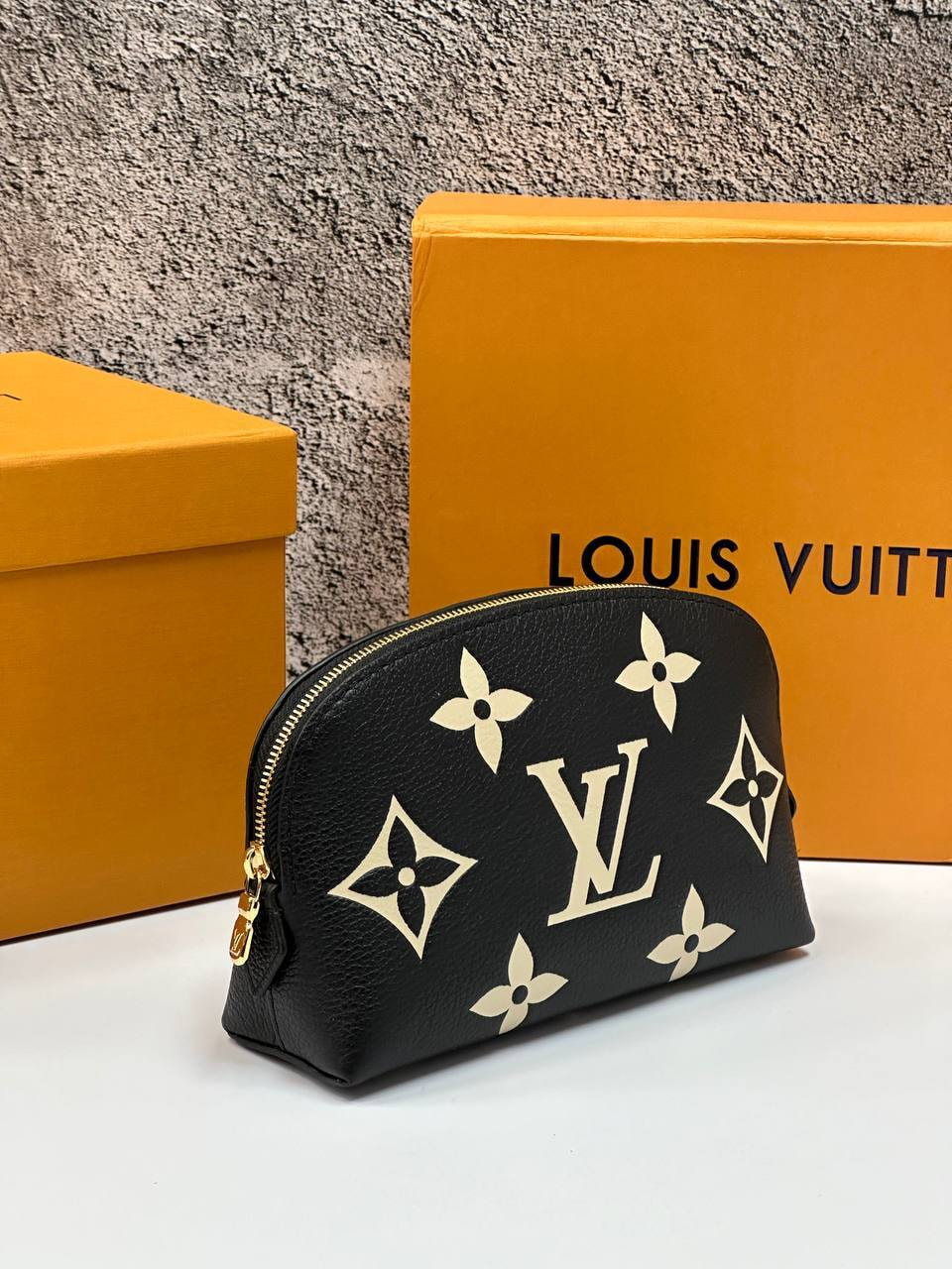  ( -) LUIS VUIN Cosmetic Pouch (,  4)