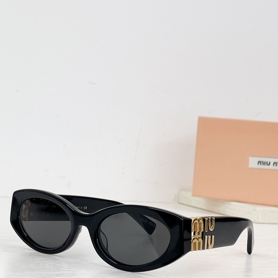   MIU MIU Eyewear (,  6)