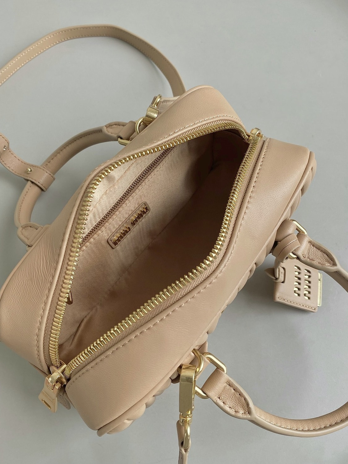   MIU MIU arcadie (,  6)