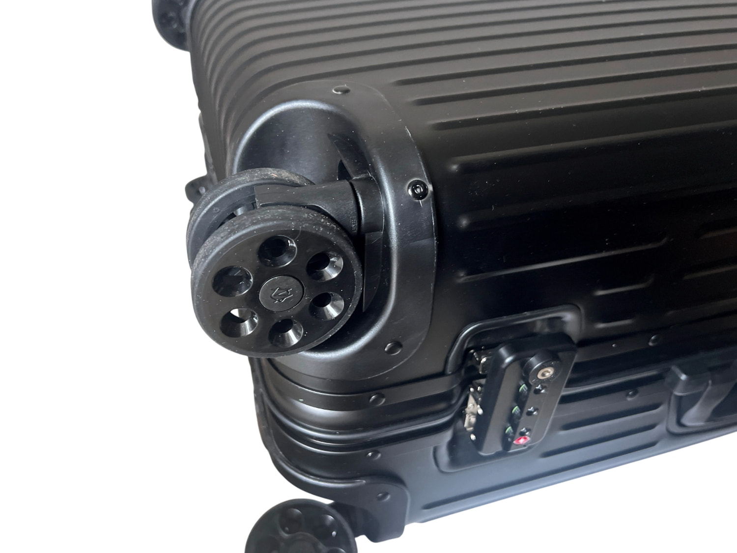   RIMOWA (,  10)