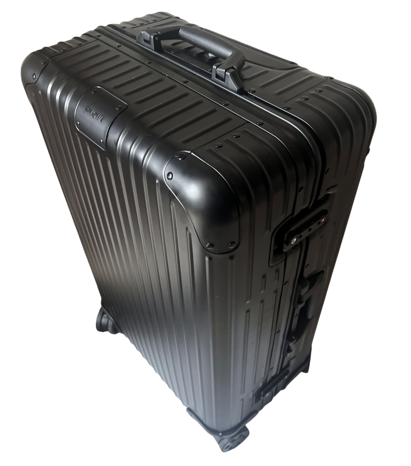   RIMOWA (,  11)