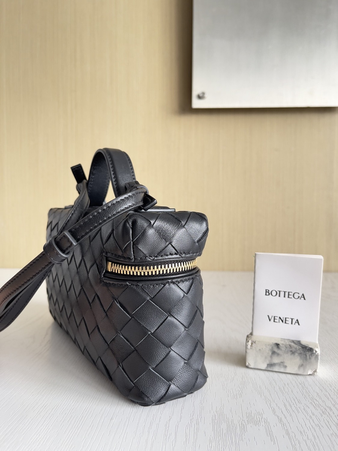   G VN Vanity (,  1)
