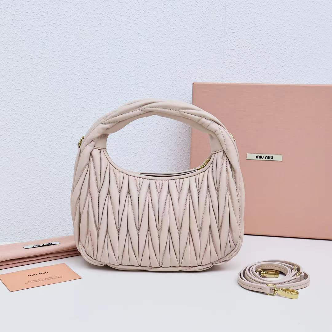     MIU MIU Wander Hobo (,  3)