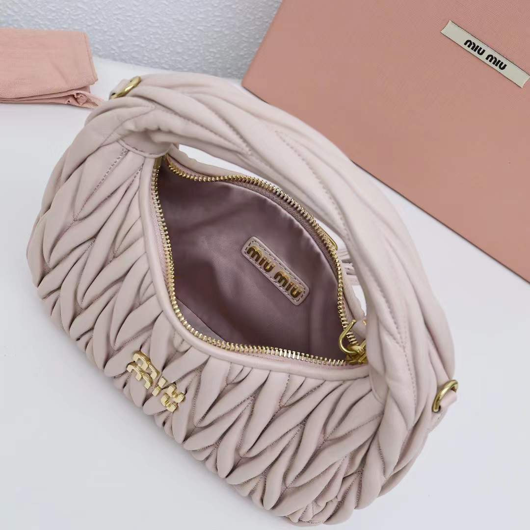     MIU MIU Wander Hobo (,  8)