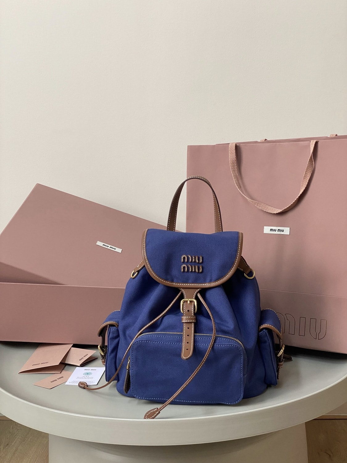  MIU MIU (,  2)