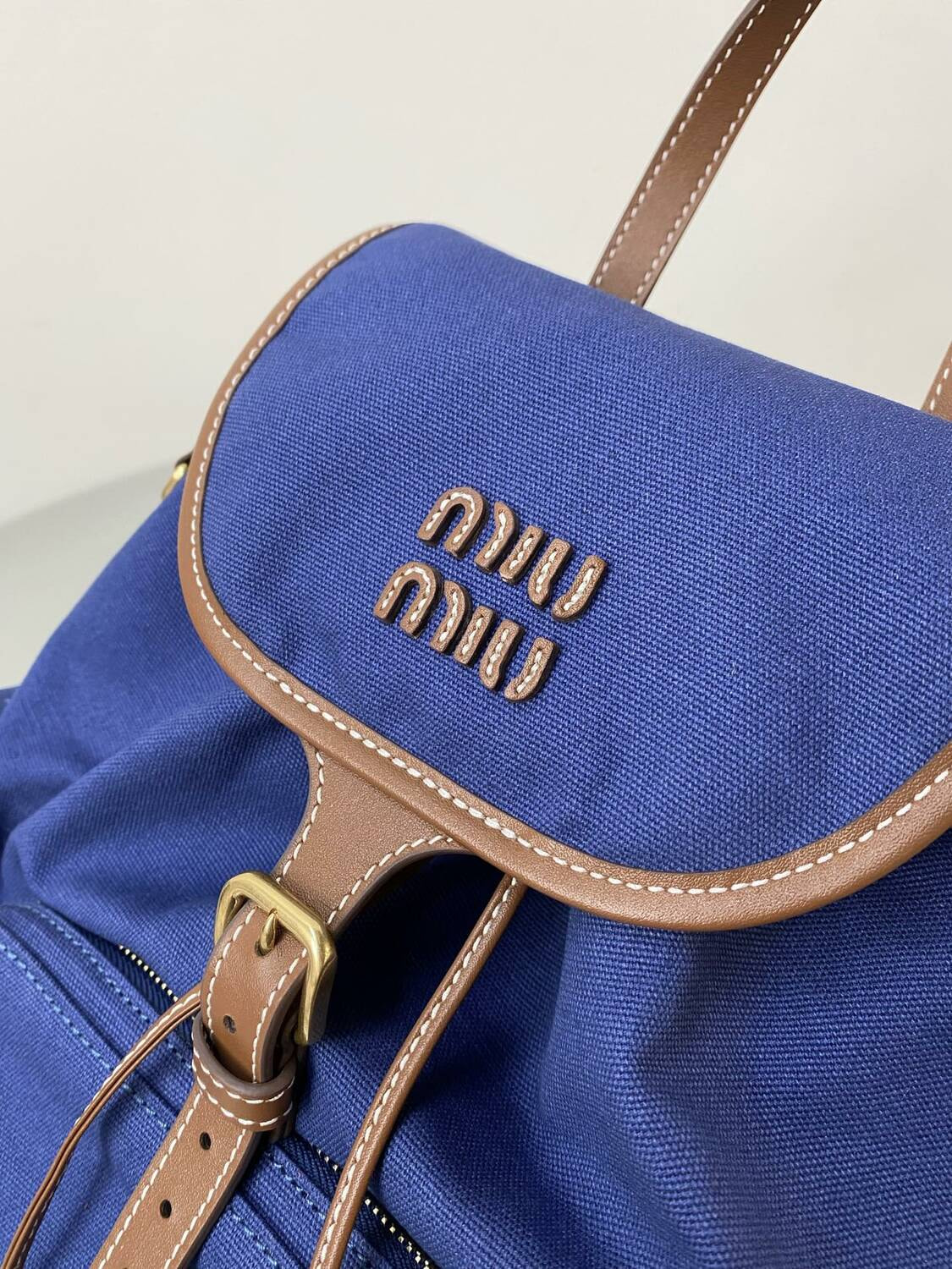  MIU MIU (,  5)