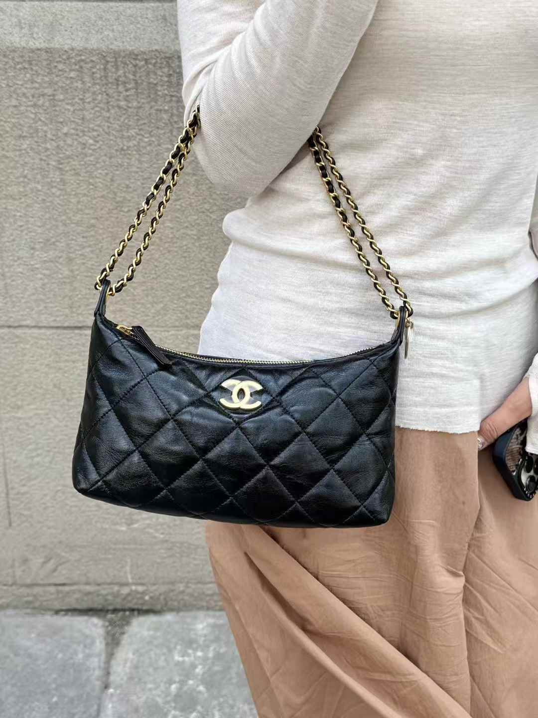      NL 25s Hobo (,  9)