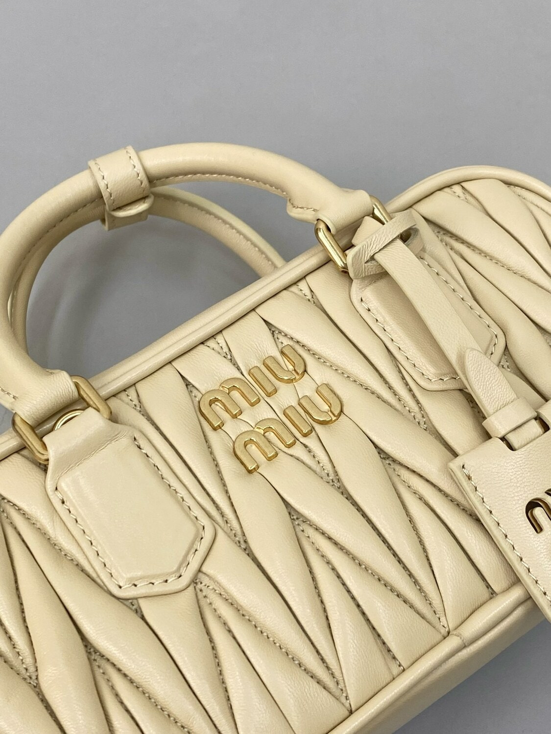   MIU MIU arcadie (,  4)