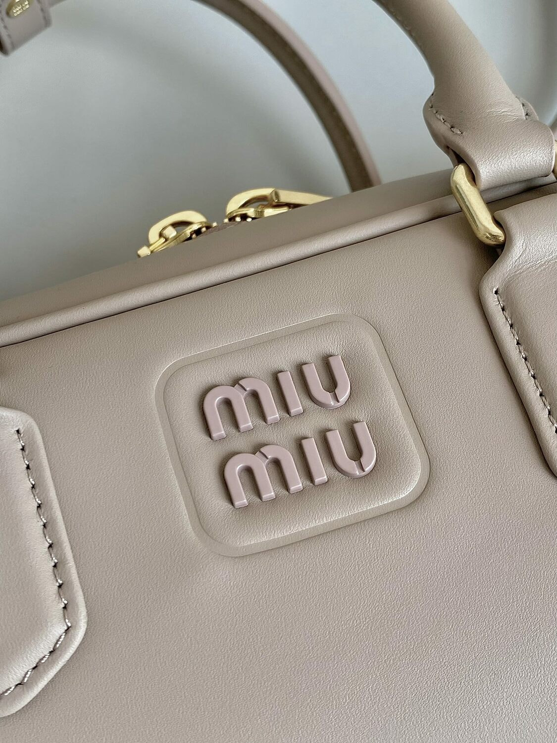   MIU MIU arcadie (,  7)