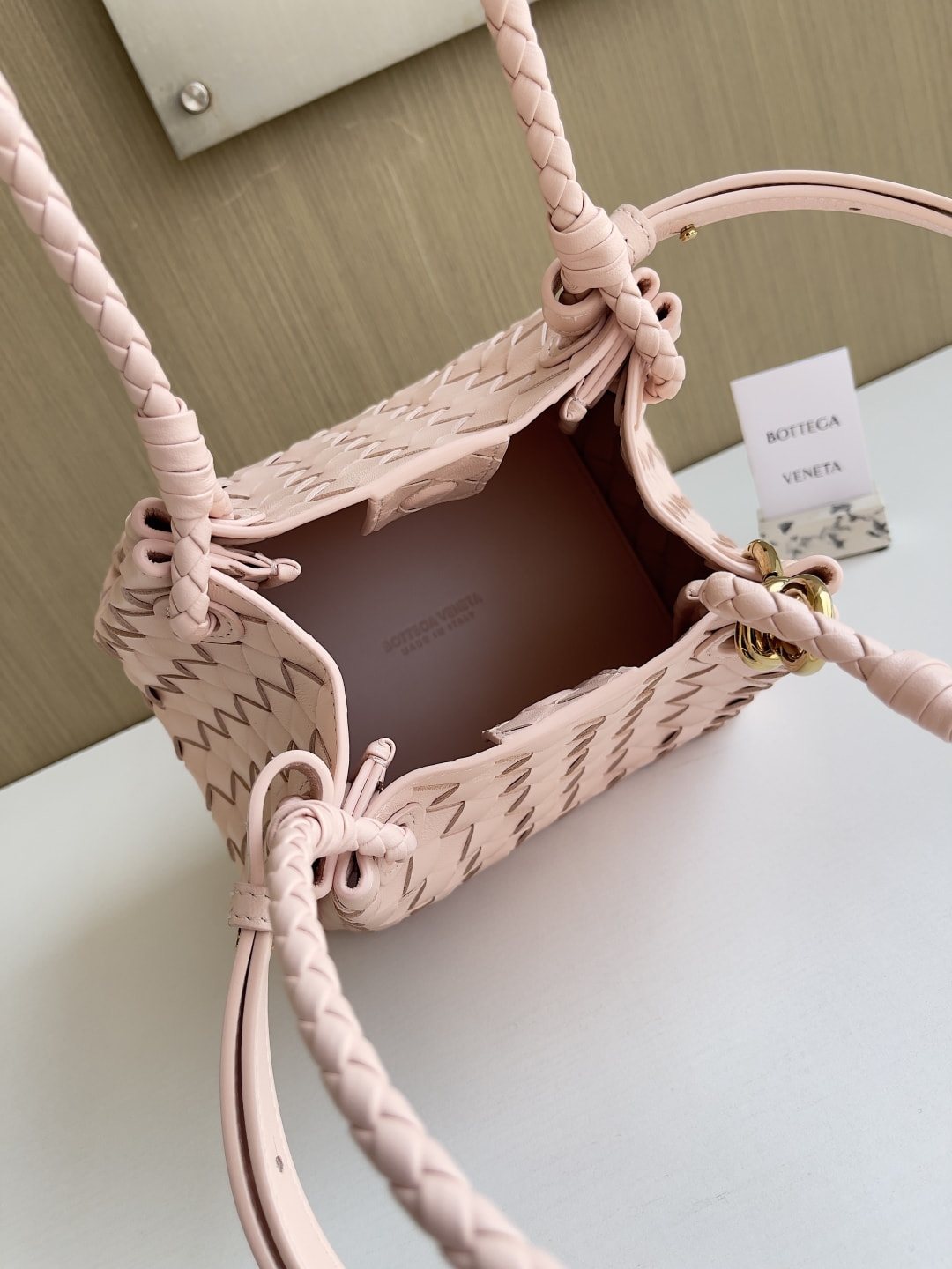      G VN Parachute (,  8)