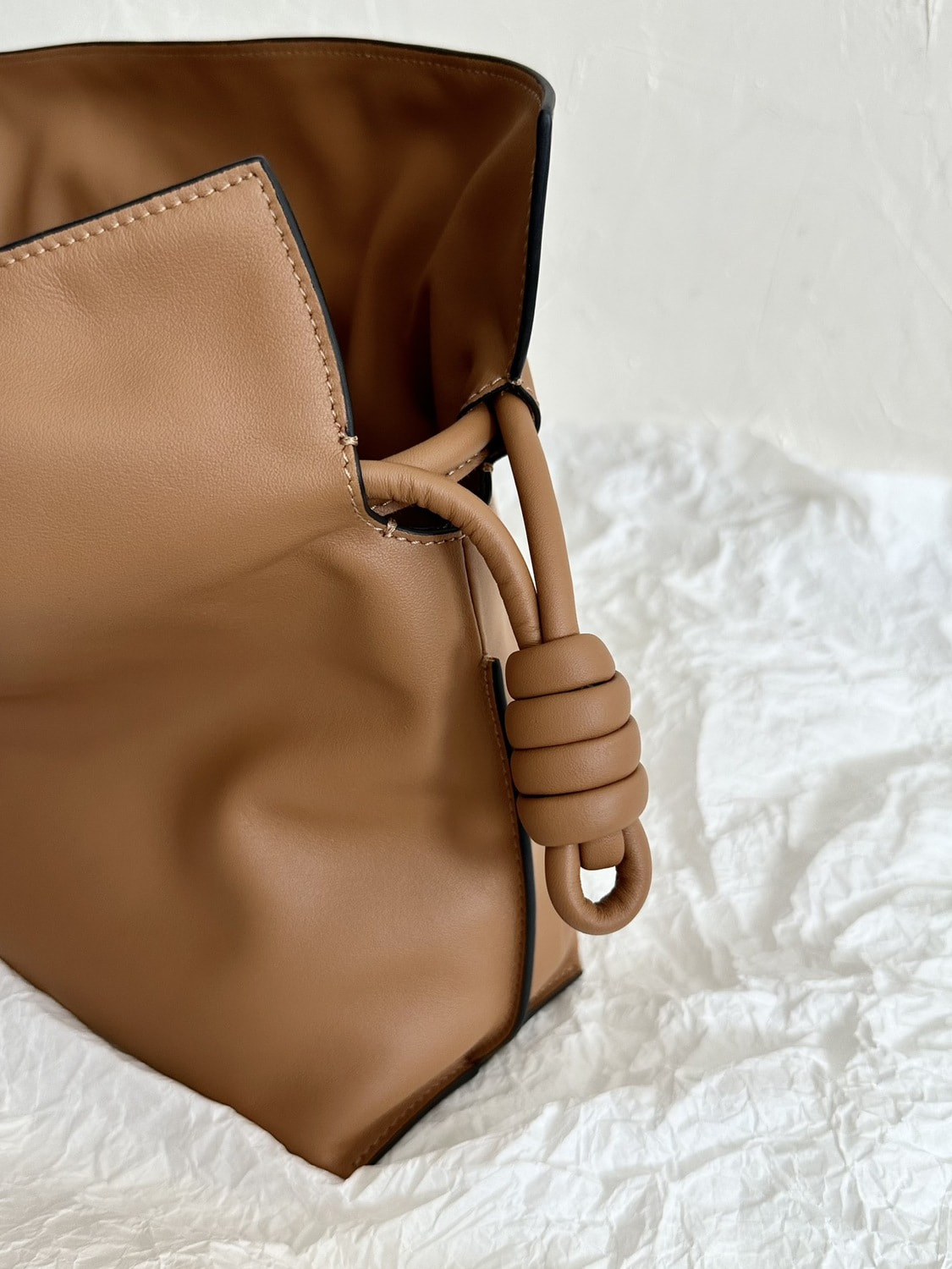      Loewe Flamenco (,  4)