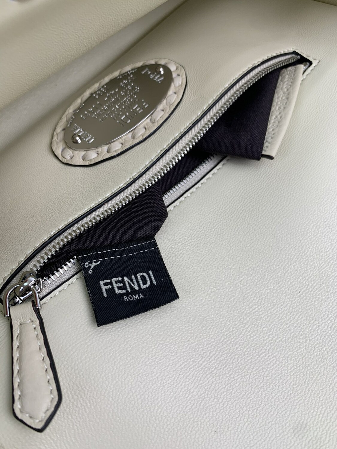     FNDI Baguette (,  4)