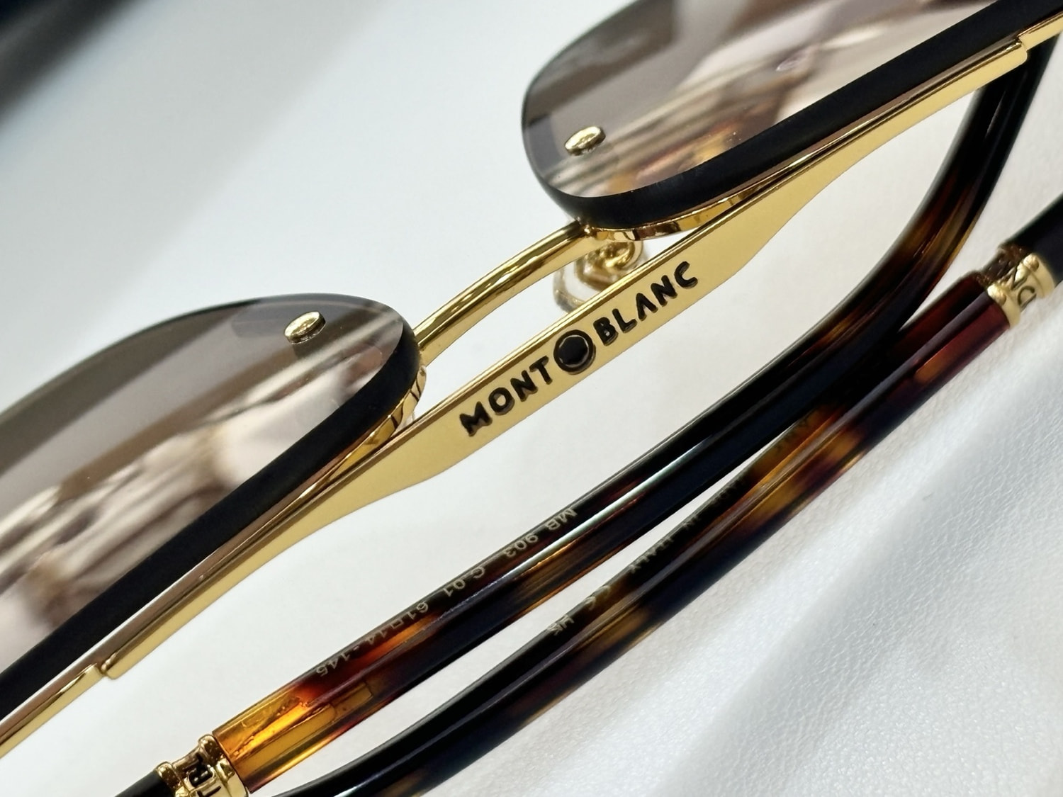   Montblanc (,  3)