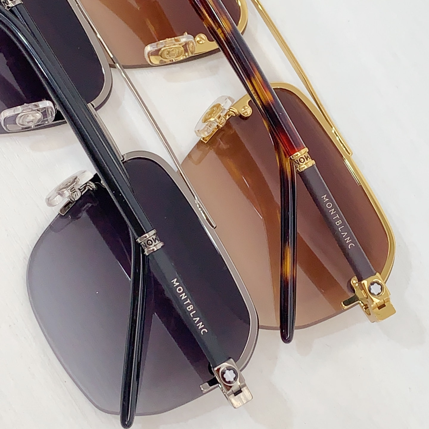   Montblanc (,  4)