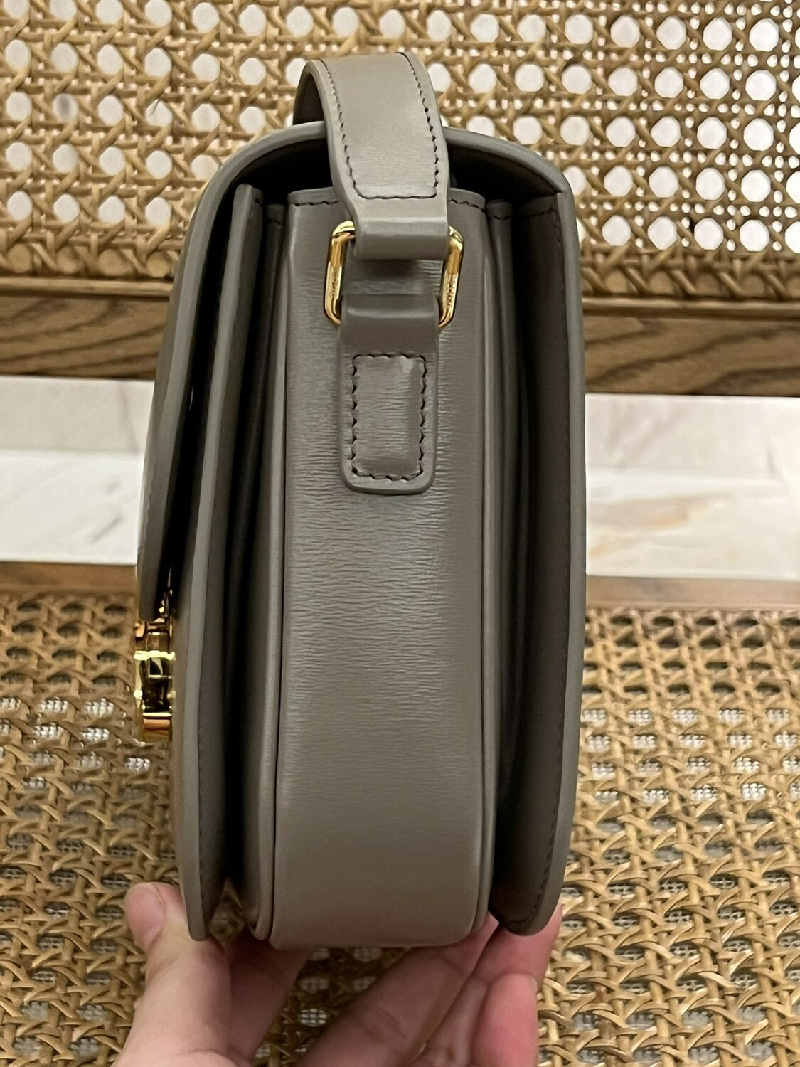       LIN triomphe (,  4)