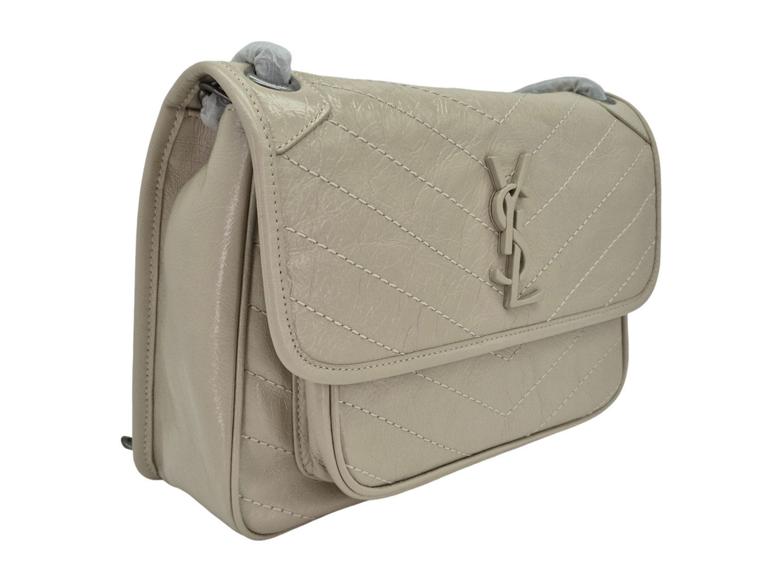 Сумка женская белая SАINТ LАURЕNТ Niki (вид 4) Сумка женская белая SАINТ LАURЕNТ Niki (фото, вид 4)