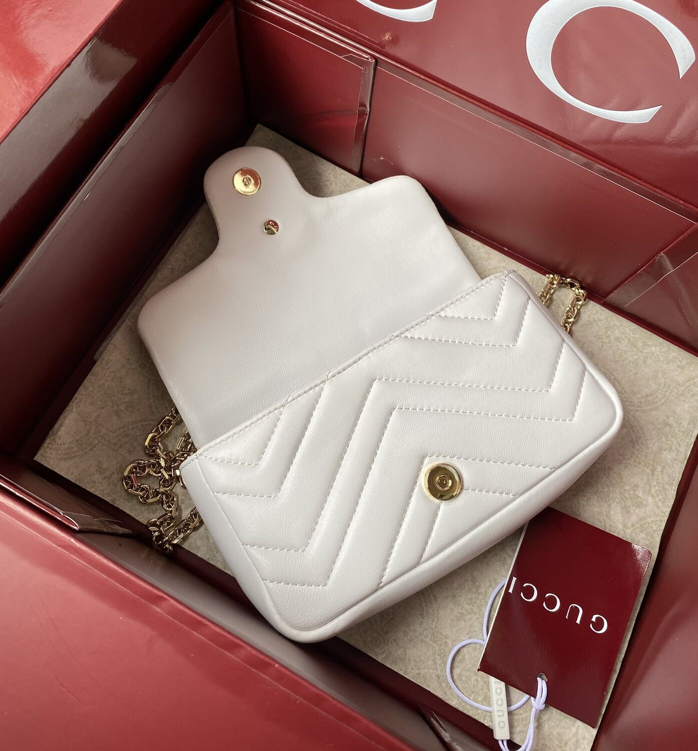 Сумка женская из натуральной кожи белая GUССI (вид 4) Сумка женская из натуральной кожи белая GUССI (фото, вид 4)