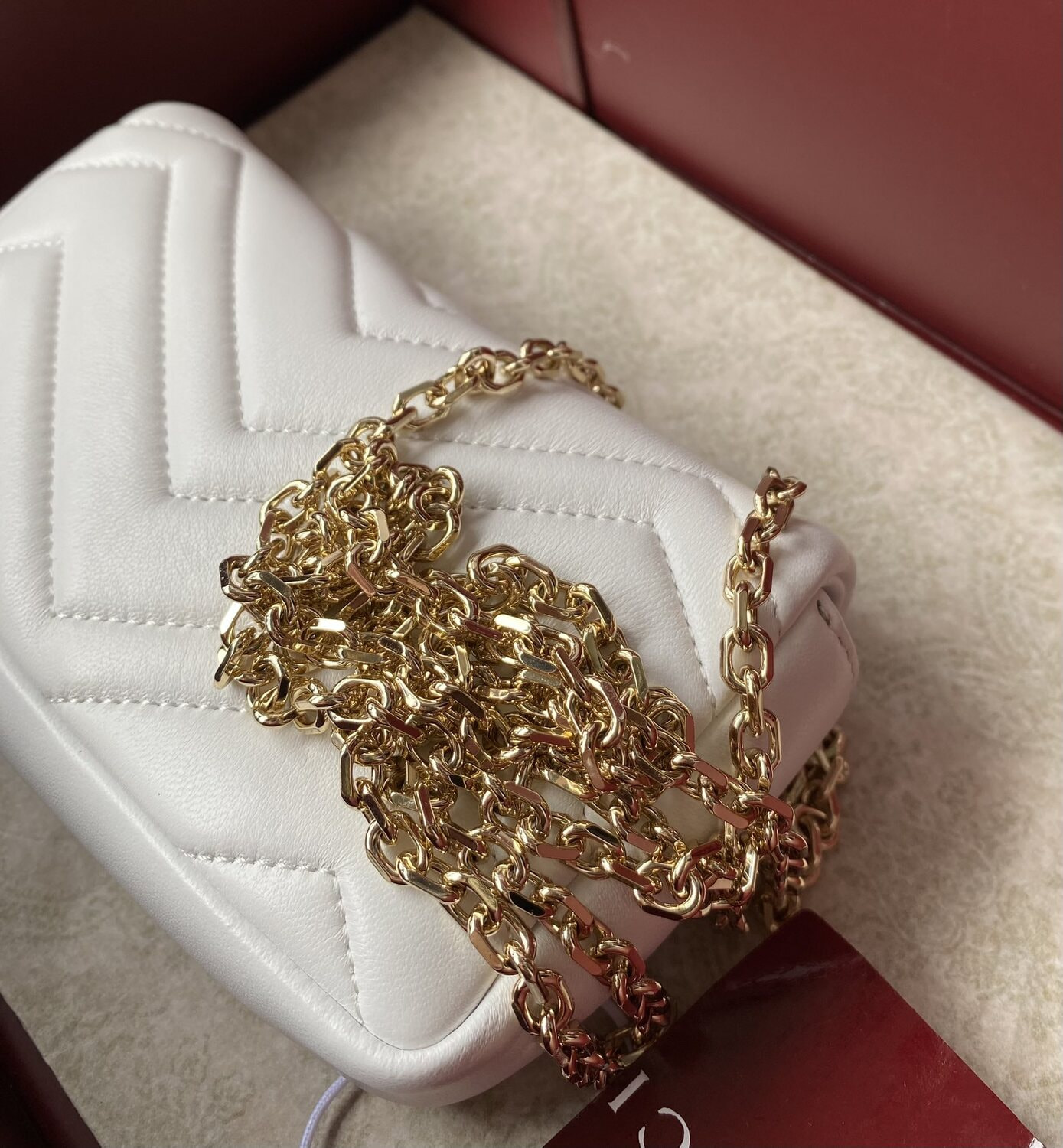 Сумка женская из натуральной кожи белая GUССI (вид 10) Сумка женская из натуральной кожи белая GUССI (фото, вид 10)