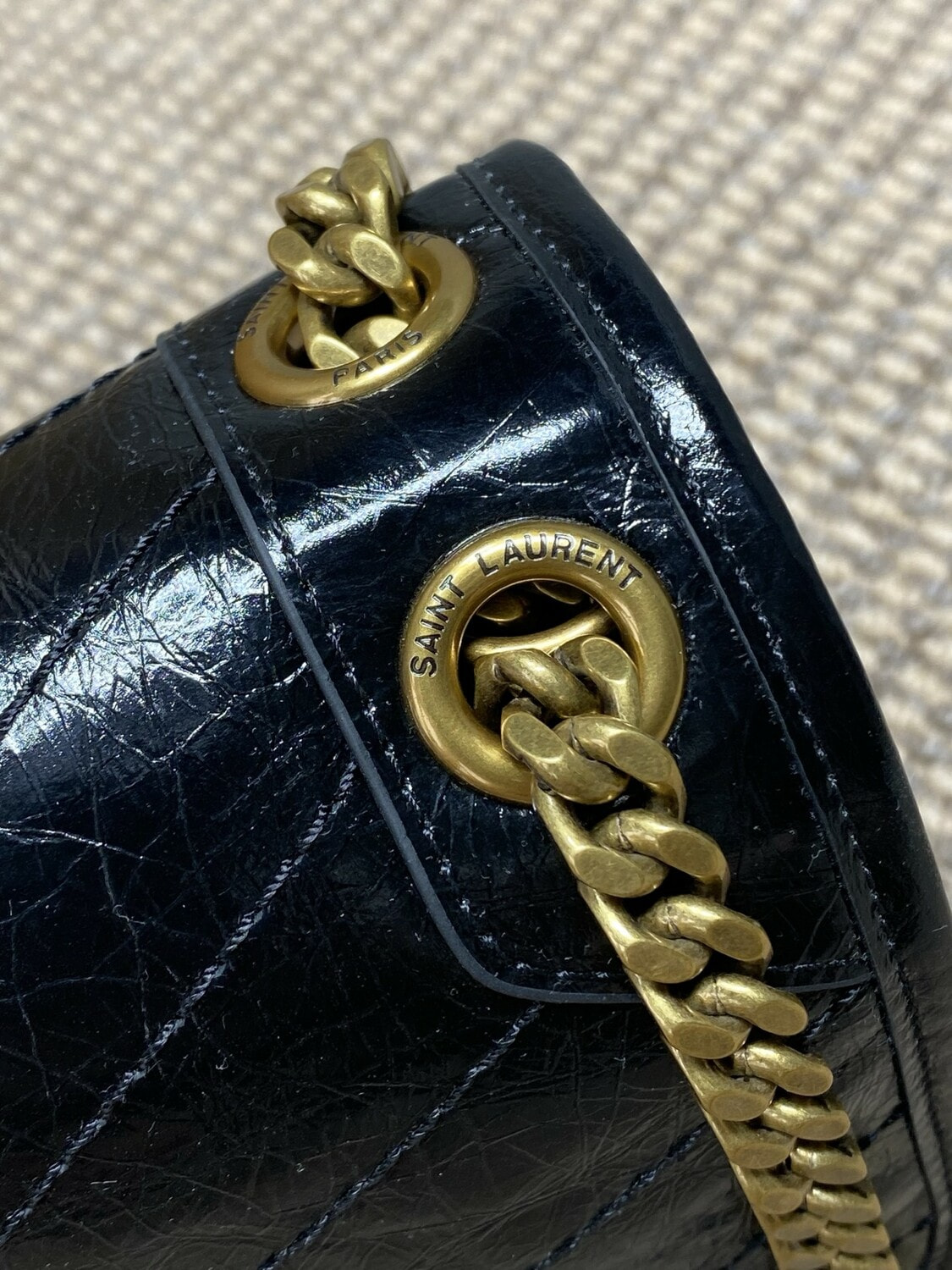 Сумка женская черная SАINТ LАURЕNТ Niki (вид 5) Сумка женская черная SАINТ LАURЕNТ Niki (фото, вид 5)