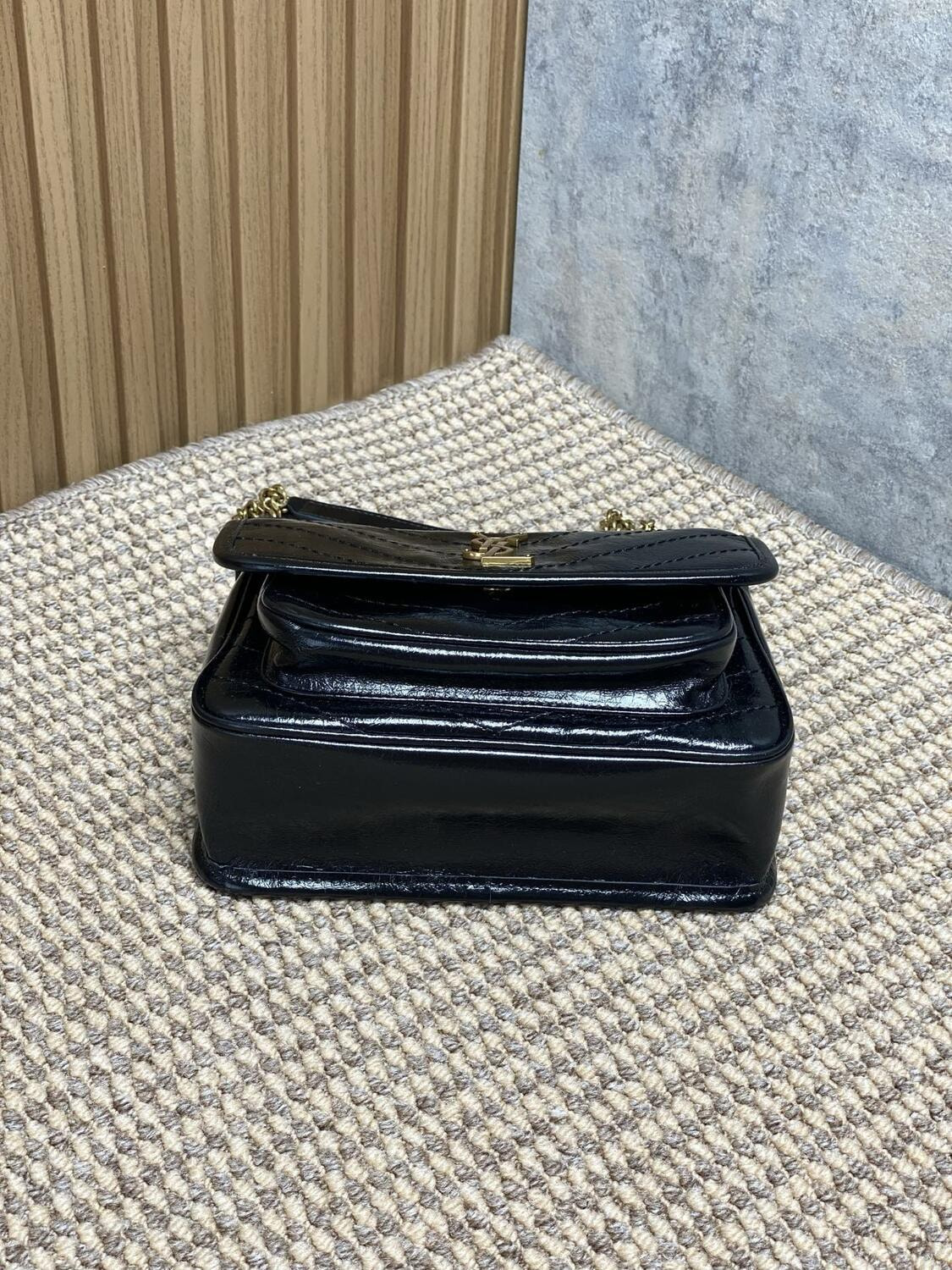 Сумка женская черная SАINТ LАURЕNТ (вид 4) Сумка женская черная SАINТ LАURЕNТ (фото, вид 4)