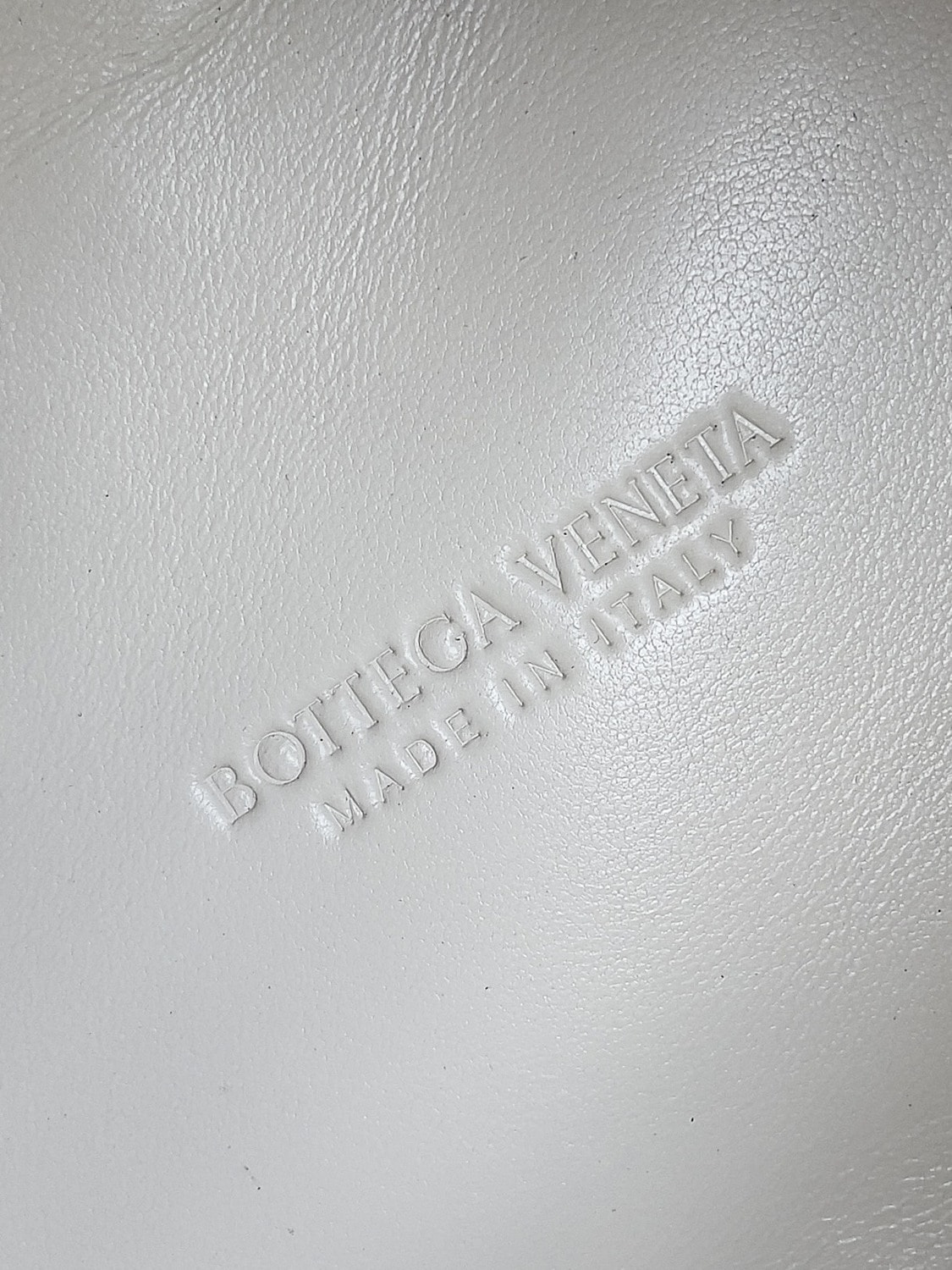 Сумка женская из натуральной кожи морская соль ВОТТЕGА VЕNЕТА Parachute (вид 8) Сумка женская из натуральной кожи морская соль ВОТТЕGА VЕNЕТА Parachute (фото, вид 8)