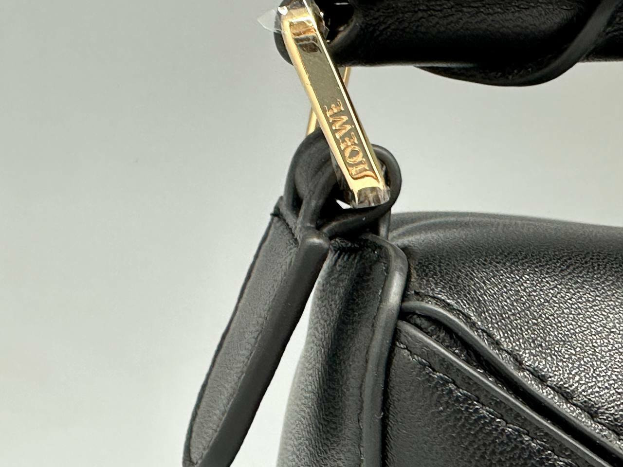 Сумка женская из натуральной кожи Loewe Puzzle (вид 2) Сумка женская из натуральной кожи Loewe Puzzle (фото, вид 2)