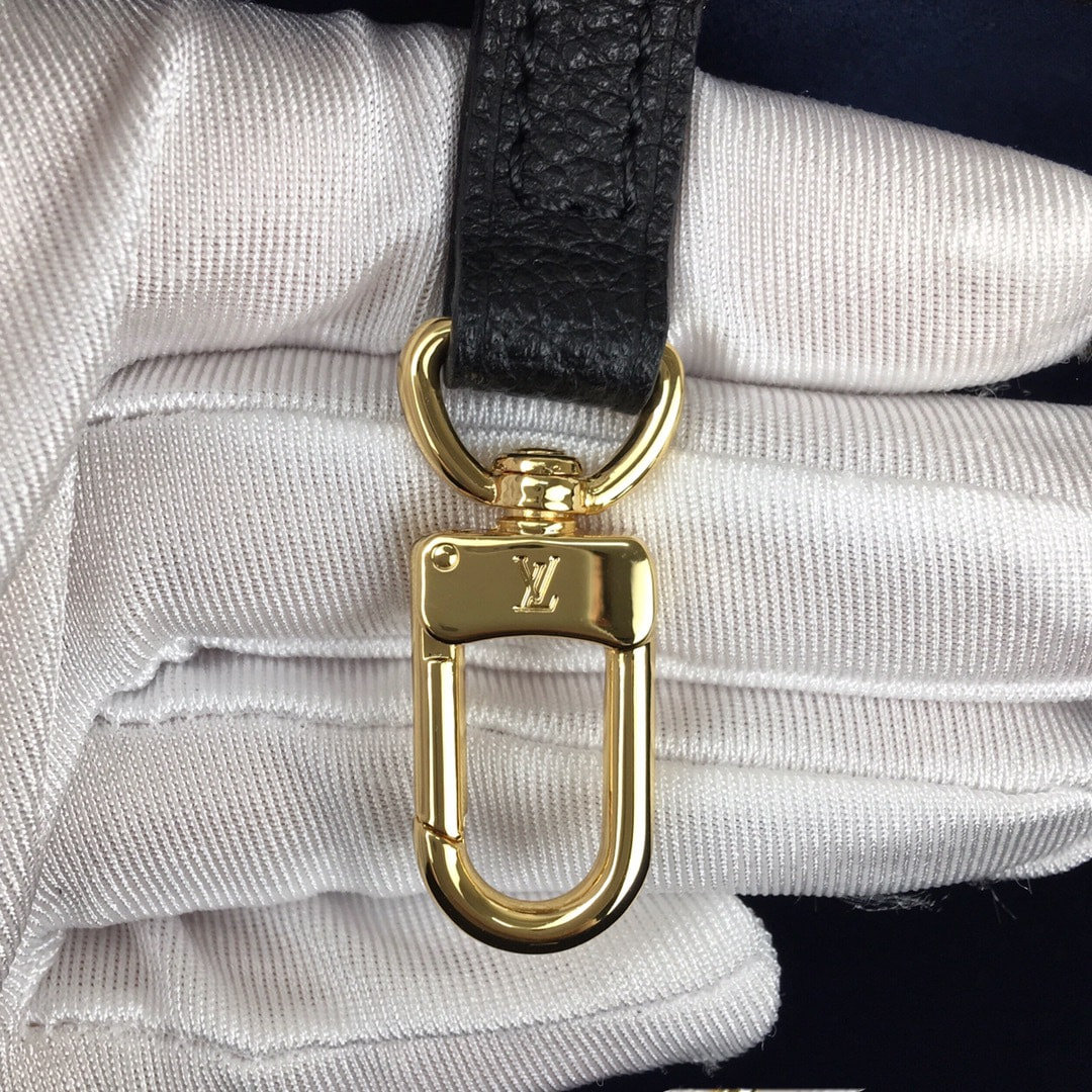 ����� ������� L�UIS VUI���N N�V�RFULL (����, ��� 8)