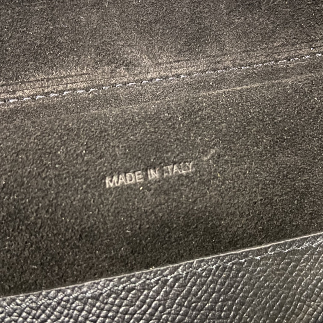 Сумка женская из натуральной кожи СЕLINЕ belt Nano (вид 8) Сумка женская из натуральной кожи СЕLINЕ belt Nano (фото, вид 8)