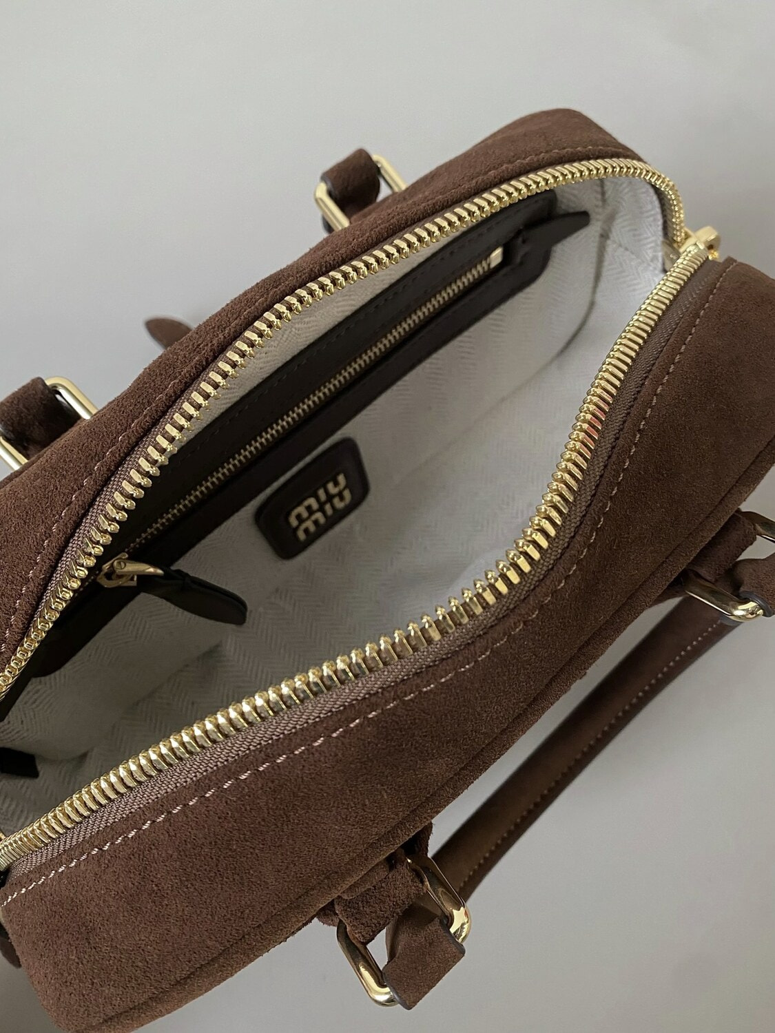 ������� ����� MIU MIU arcadie (����, ��� 7)