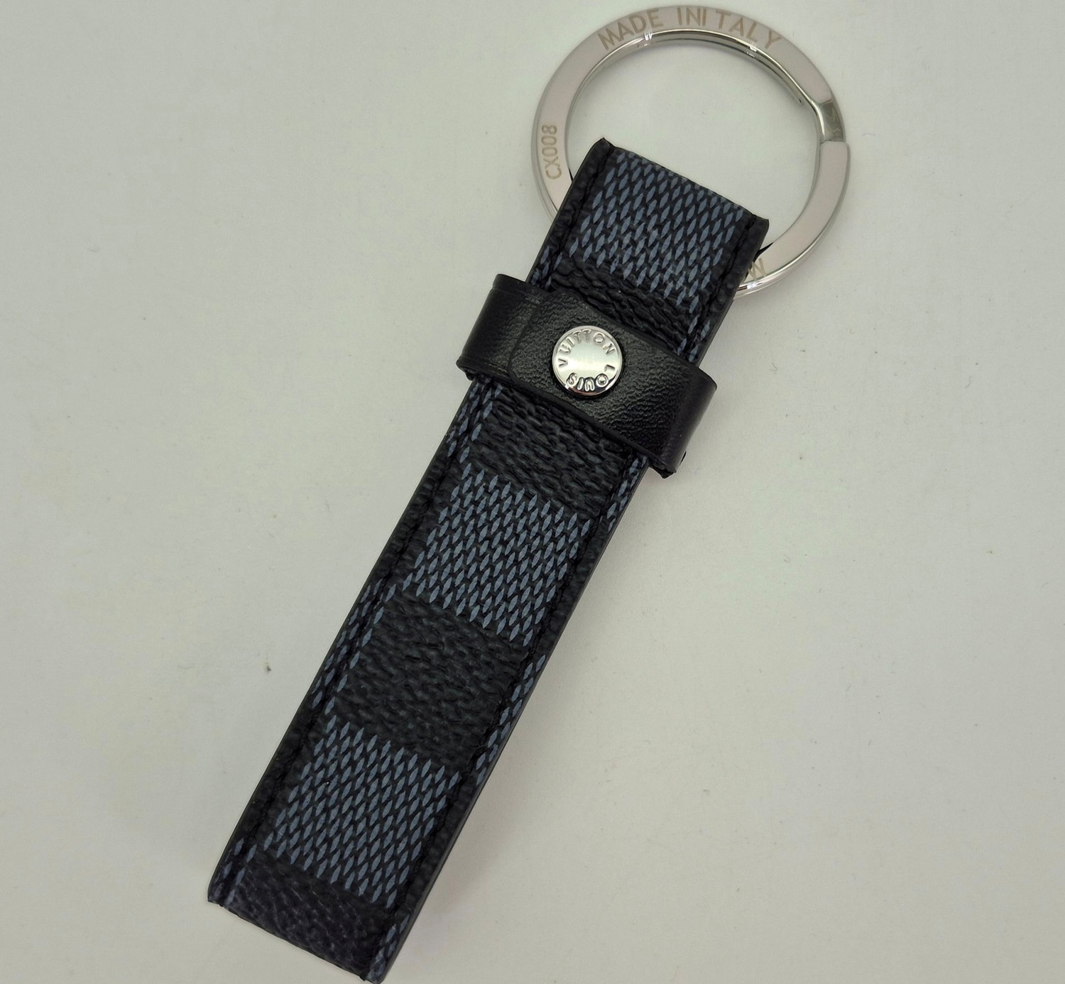 ������ L�UIS VUI���N Dragonne M�n�gr�m (����, ��� 1)