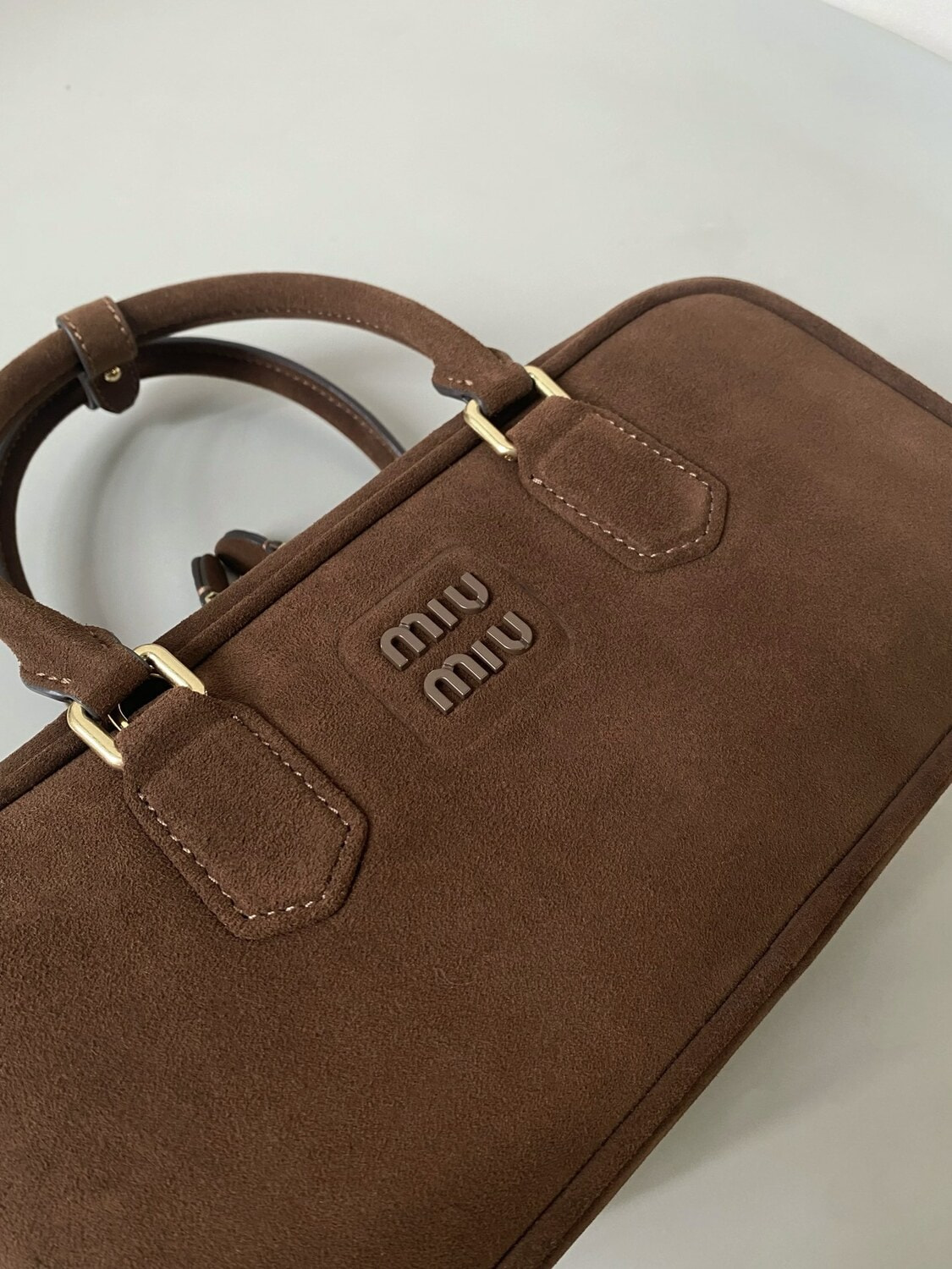 ������� ����� MIU MIU arcadie (����, ��� 3)