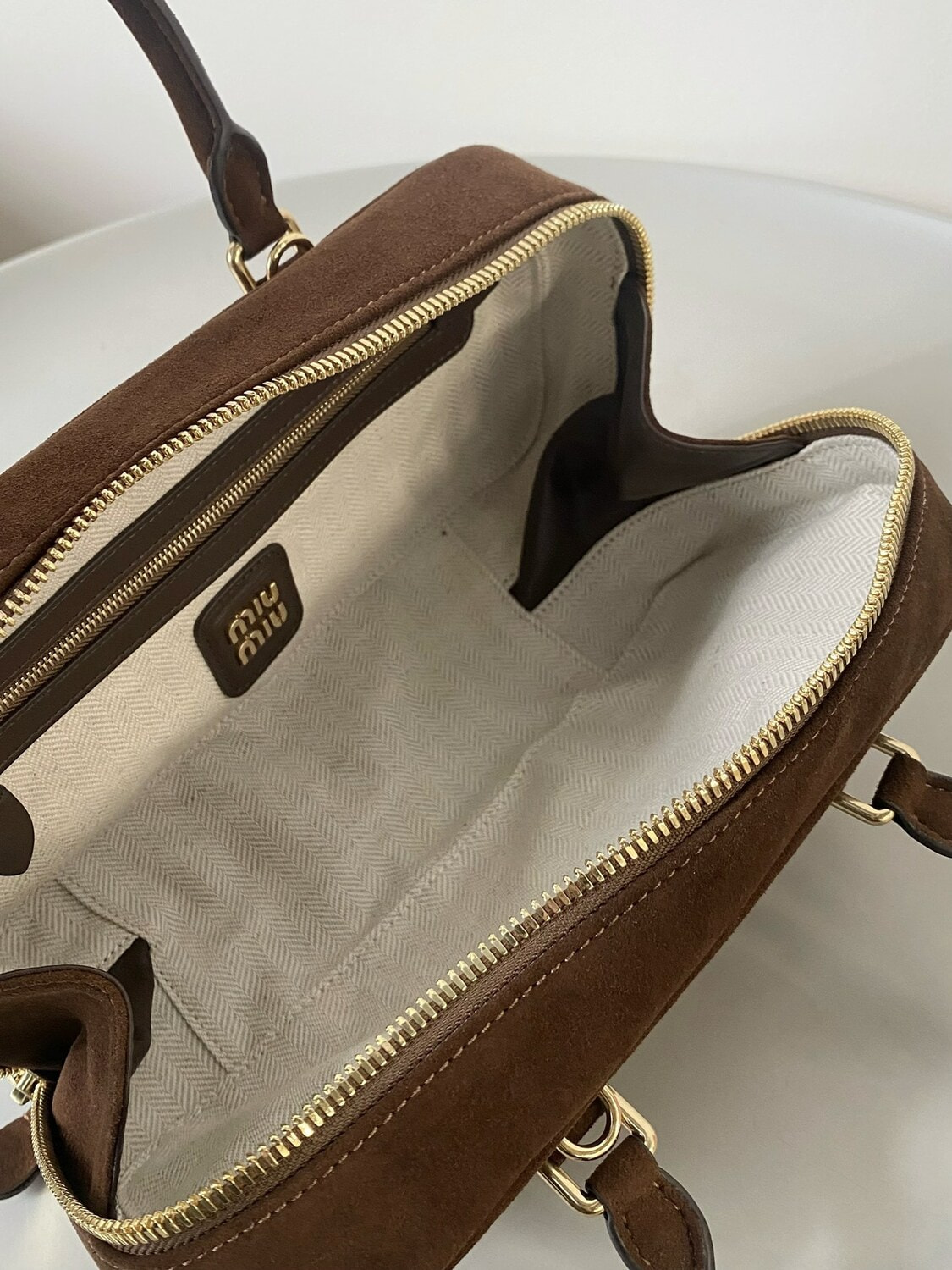 ������� ����� MIU MIU arcadie (����, ��� 6)