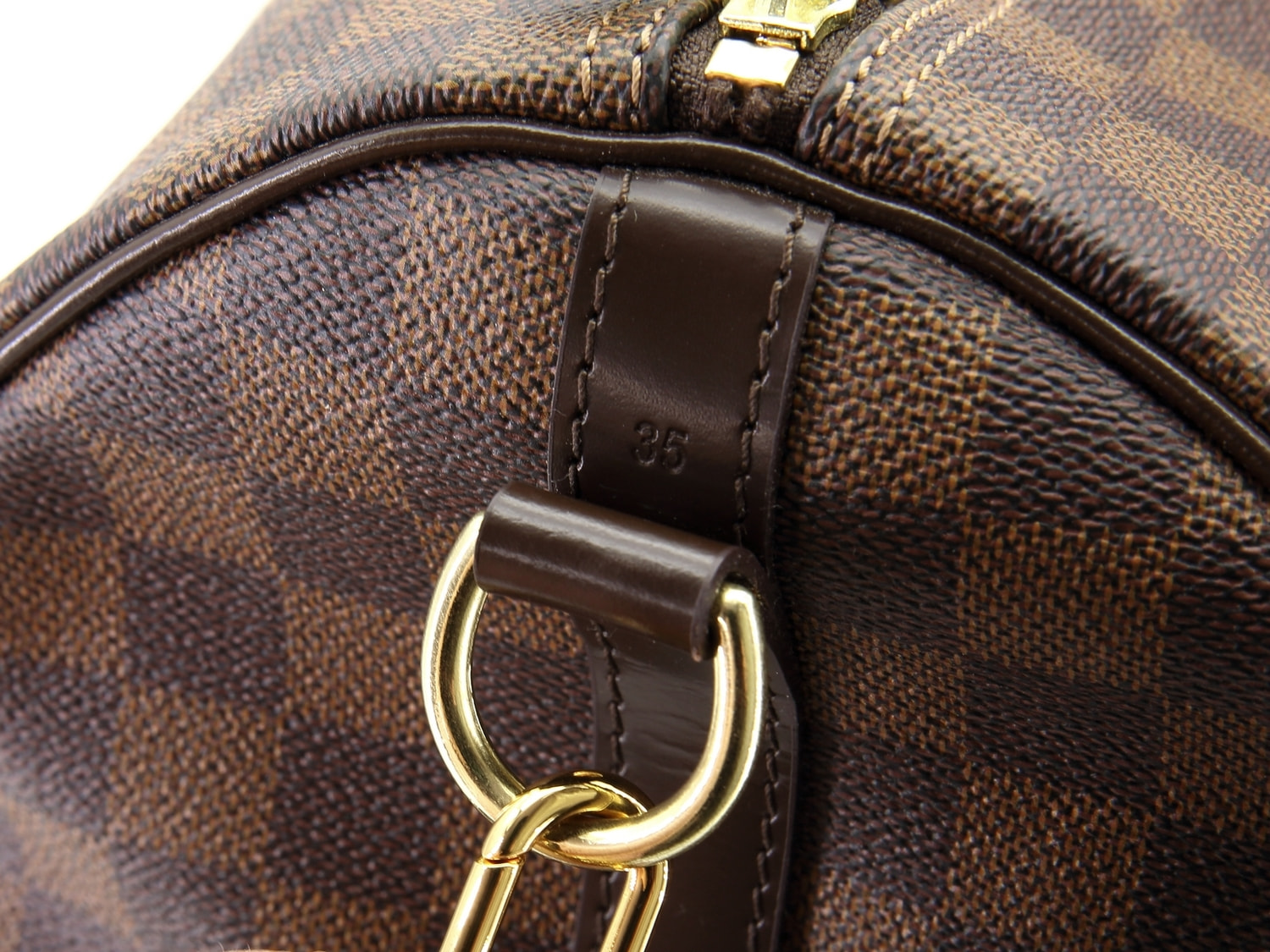 ����� L�UIS VUI���N Sp��dy (����, ��� 3)