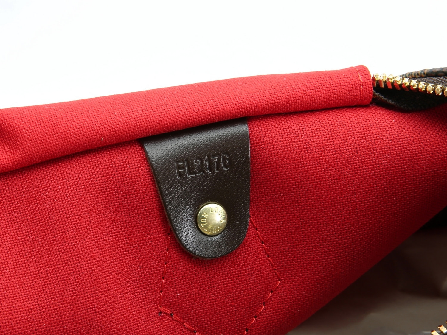 ����� L�UIS VUI���N Sp��dy (����, ��� 6)