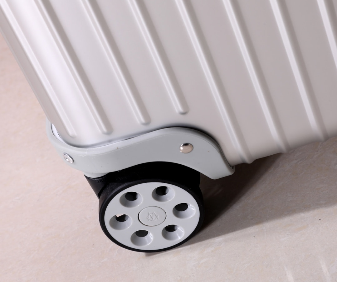 ������� RIMOWA L (����, ��� 5)