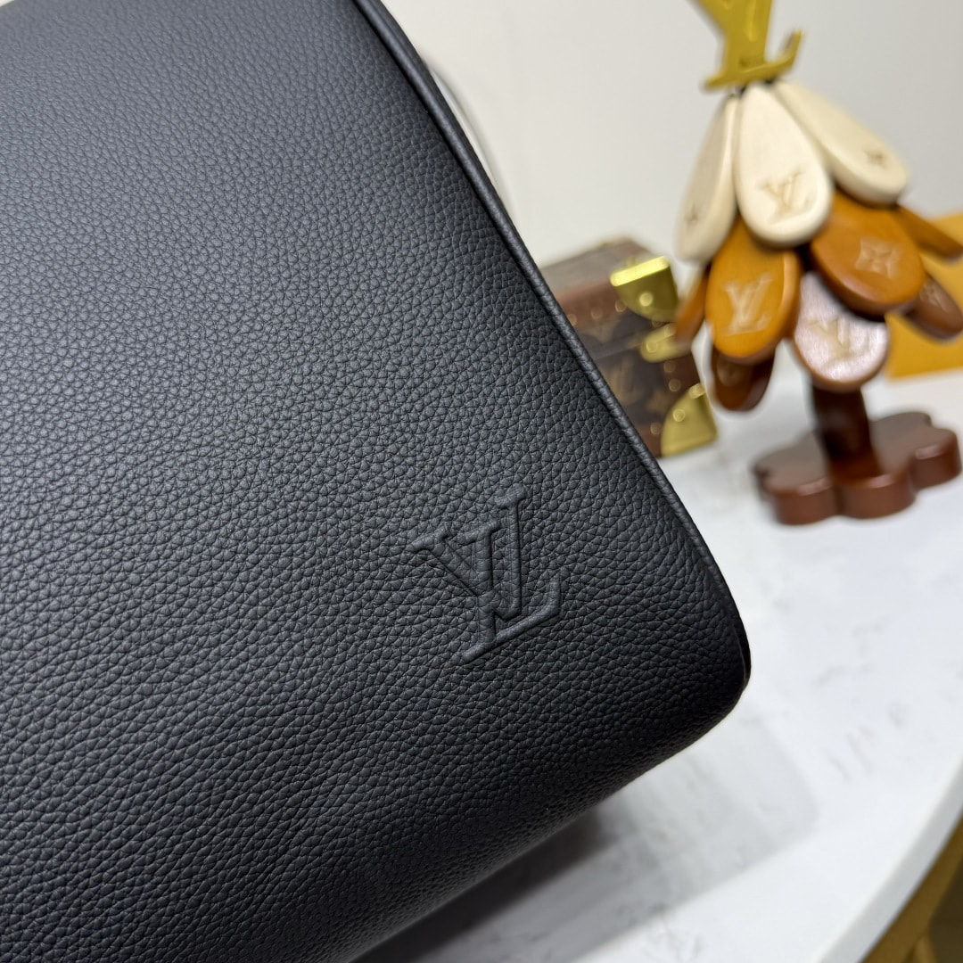 ����� ����� L�UIS VUI���N K��p�ll Bandouliere (����, ��� 4)