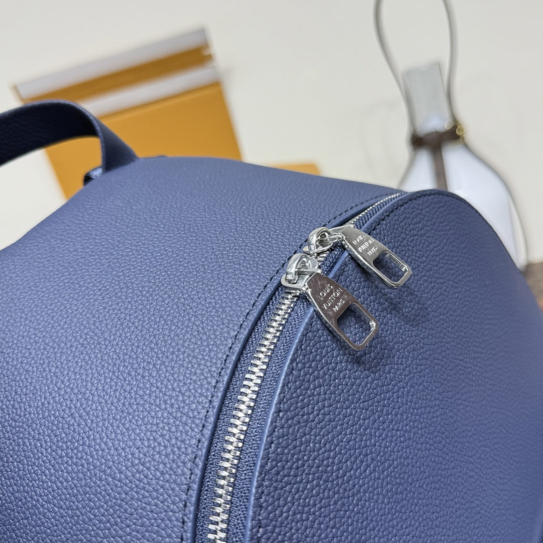 ������ ������� L�UIS VUI���N Discovery Work (����, ��� 5)