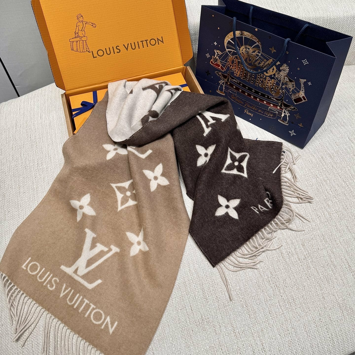 �������� -���� L�UIS VUI���N Reykjavik Gradient (����, ��� 4)