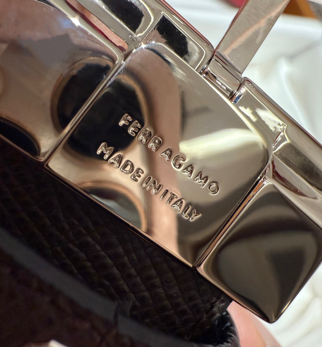 ������ �� ����������� ���� ������������� ���������� � ������ S�LV���R� F�RR�G��� (����, ��� 7)