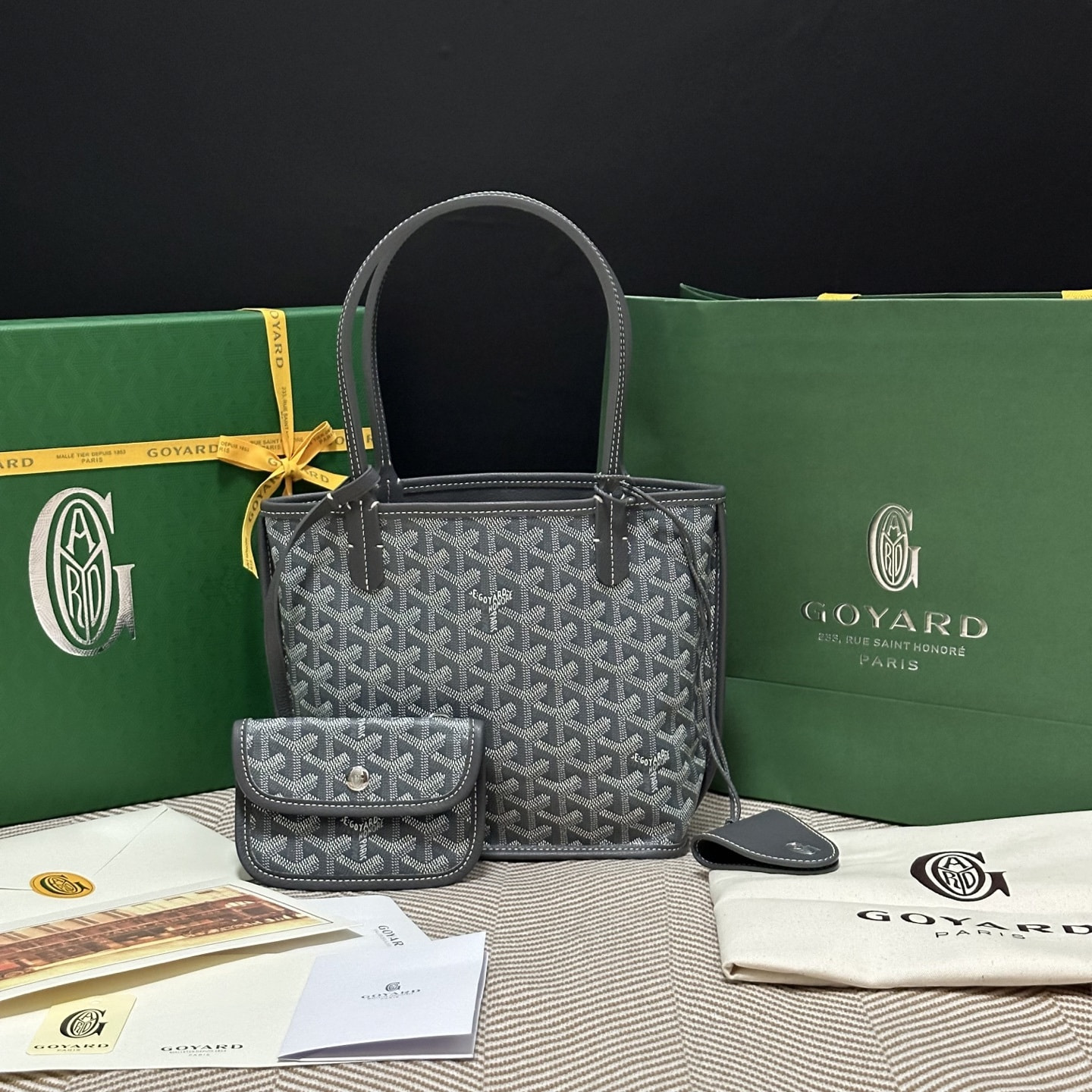 ����� ������������� ����� Goy�rd Anjou (����, ��� 1)