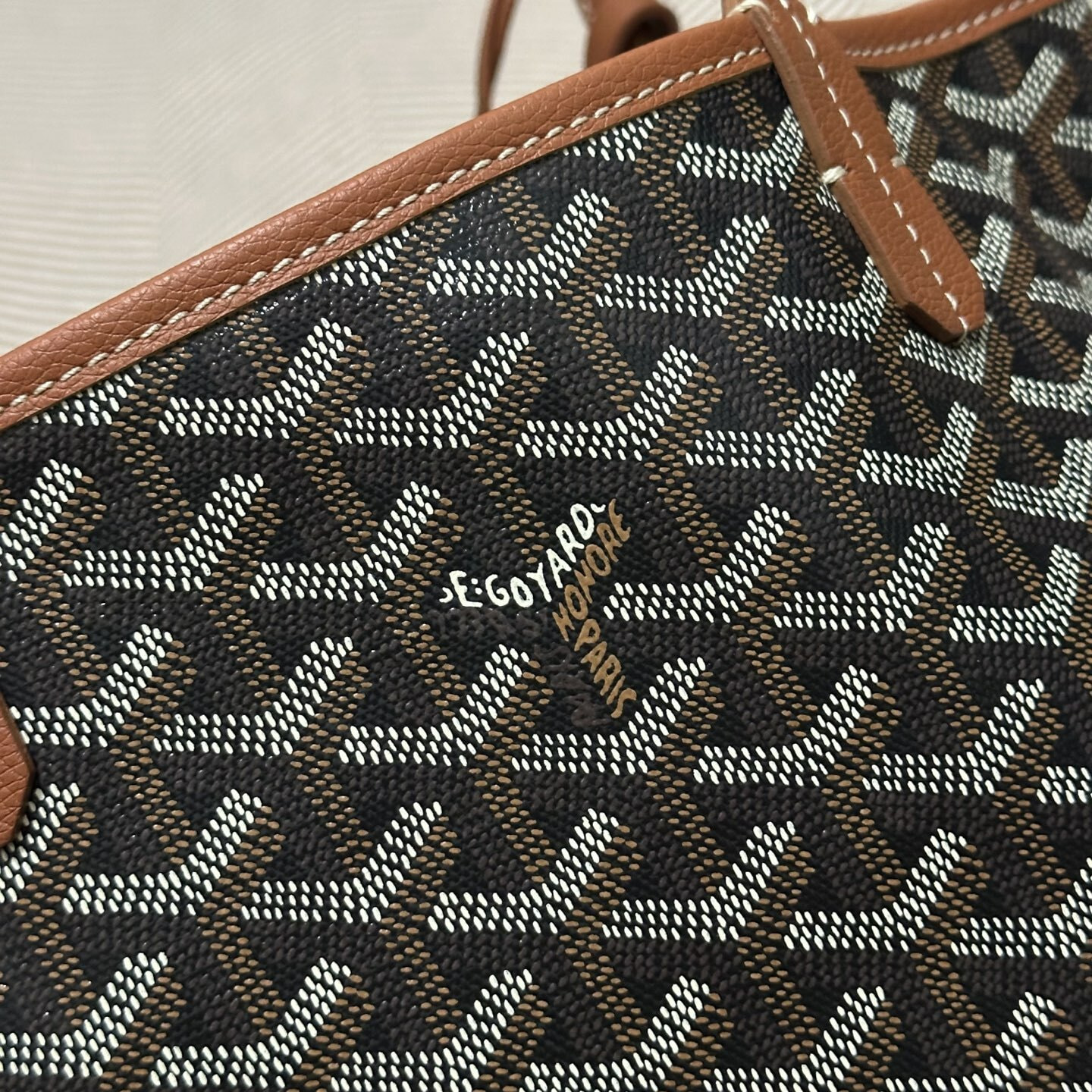 ����� ������������� ���������� Goy�rd Anjoi (����, ��� 9)