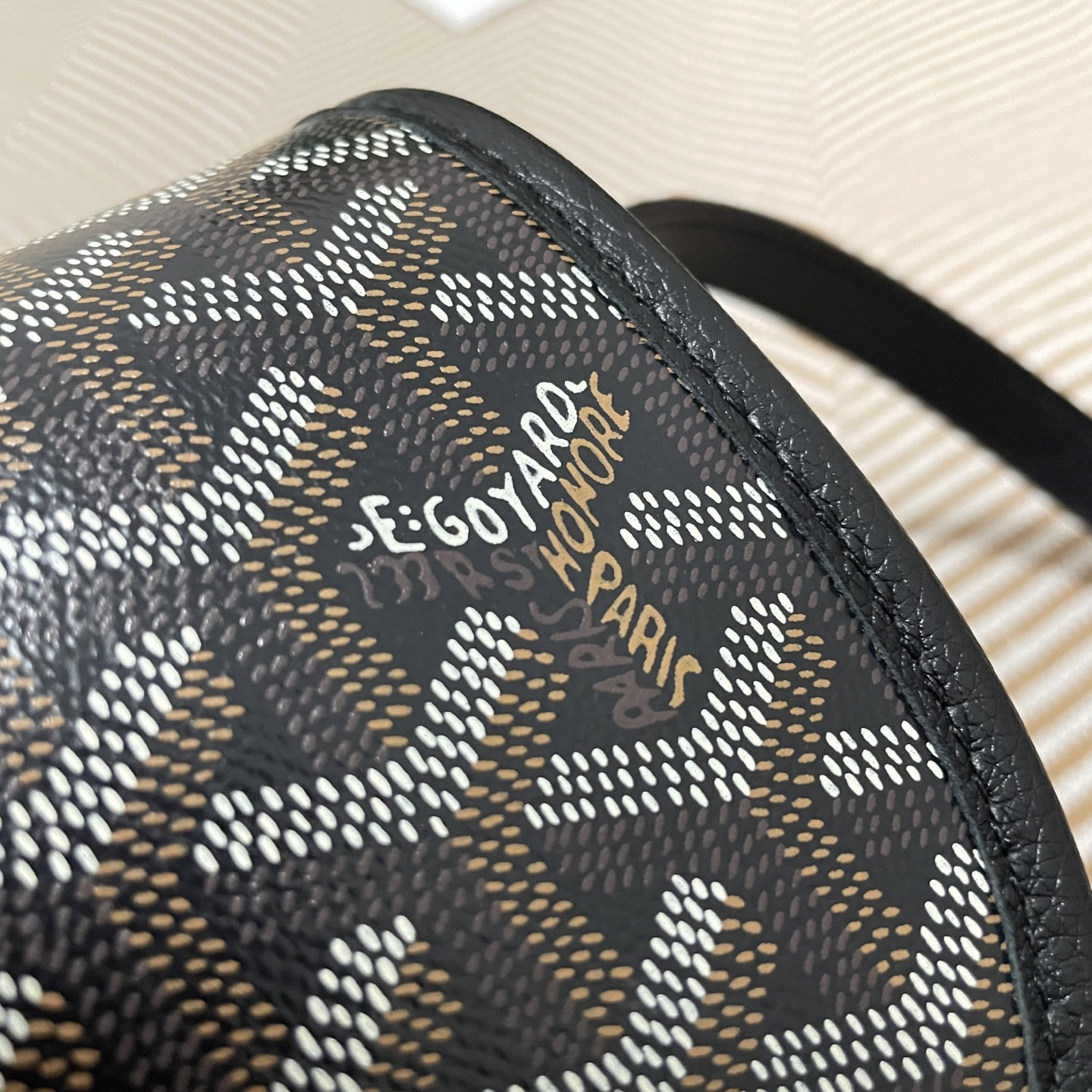 ����� Goy�rd Belvedere (����, ��� 6)