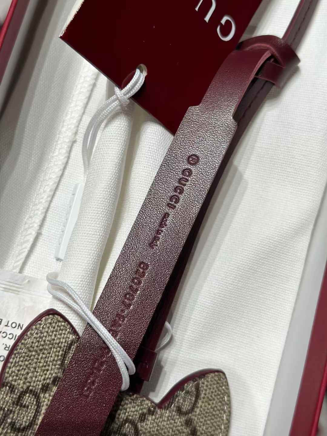 ������ GU��I (����, ��� 4)