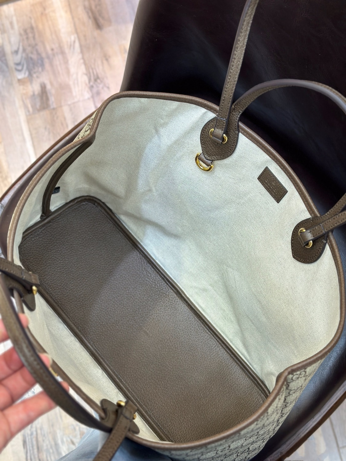 Сумка женская из натуральной кожи GUССI Ophidia Tote (вид 2) Сумка женская из натуральной кожи GUССI Ophidia Tote (фото, вид 2)