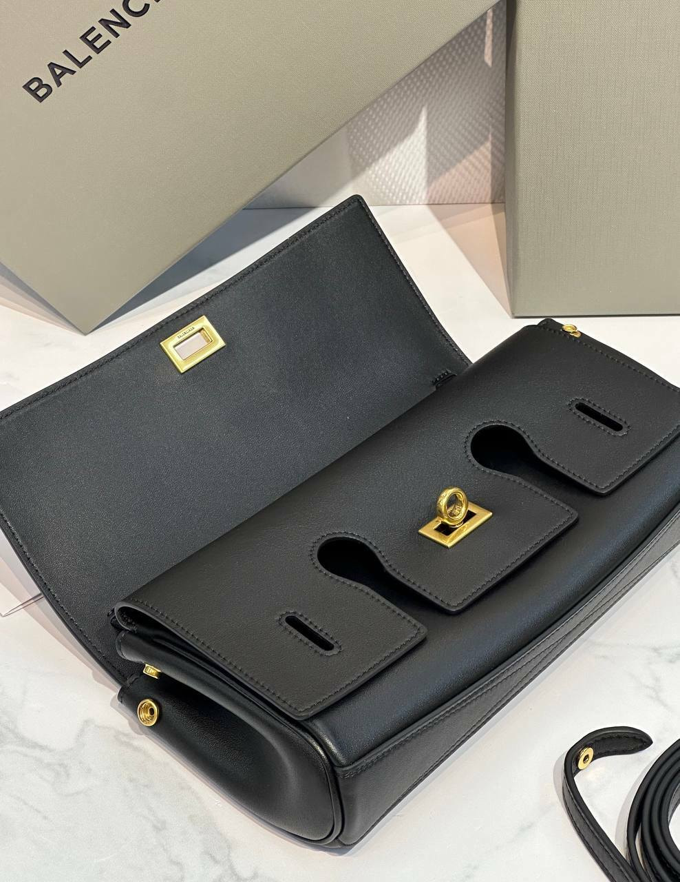 ������� ����� ��L�N�I�G� BEL AIR clutch (����, ��� 5)